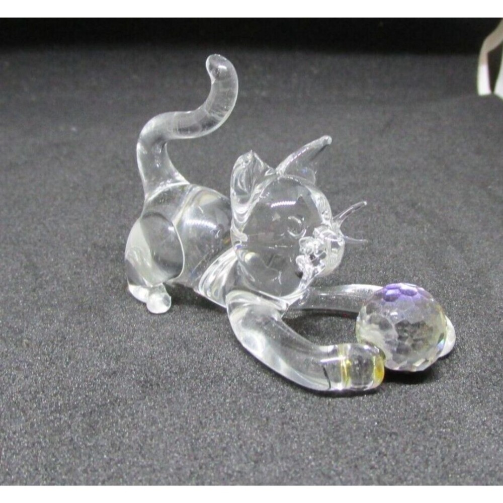 Hand brown Glass Cat Figurine Kitten with Crystal Ball Color Changing Yarn ball